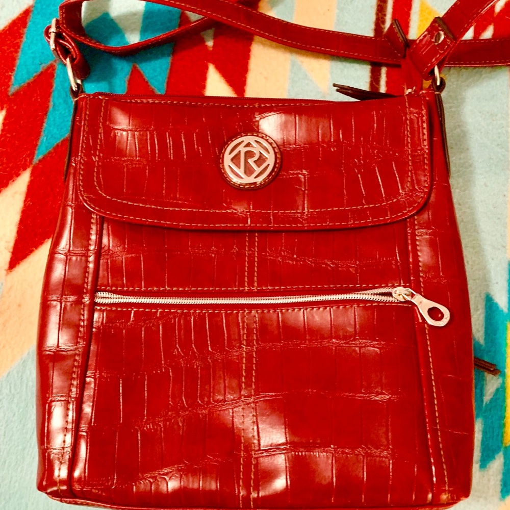 ‼️PRICEDROP‼️ Relic Shoulder Bag